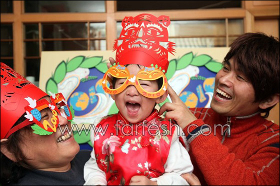 2010:  العالم يودع عاما ويستقبل عاما جديدا  صورة رقم 6