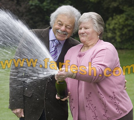 مجنون يحكي وعاقل يسمع: لن أدع المال يغير حياتي!!! صورة رقم 2