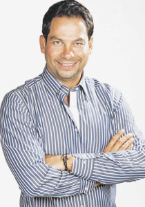 ميشال قزي: أنا وكارين نتمتع بنضج كاف لتكون علاقتنا ممتازة! صورة رقم 3 ميشال قزي: أنا وكارين نتمتع بنضج كاف لتكون علاقتنا ممتازة! صورة رقم 3