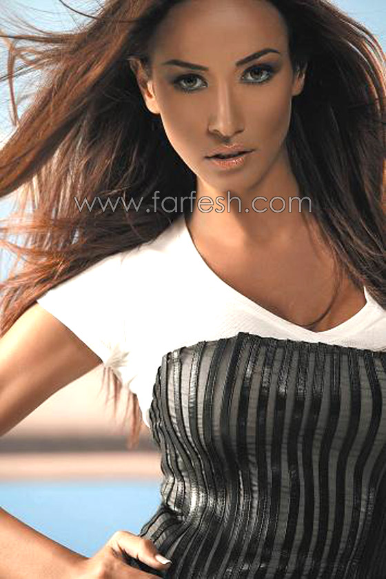 نسرين زريق بين الدم والميراث وألبومها الغنائي  صورة رقم 6