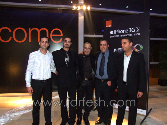 زهير فرنسيس يشعل 