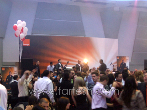 زهير فرنسيس يشعل 