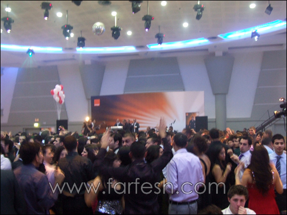 زهير فرنسيس يشعل 