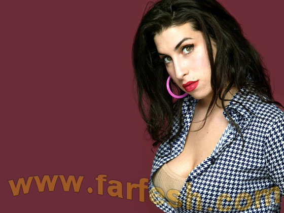 ثديا ايمي واينهاوس يدخلانها المستشفى!! صورة رقم 14 ثديا ايمي واينهاوس يدخلانها المستشفى!! صورة رقم 14