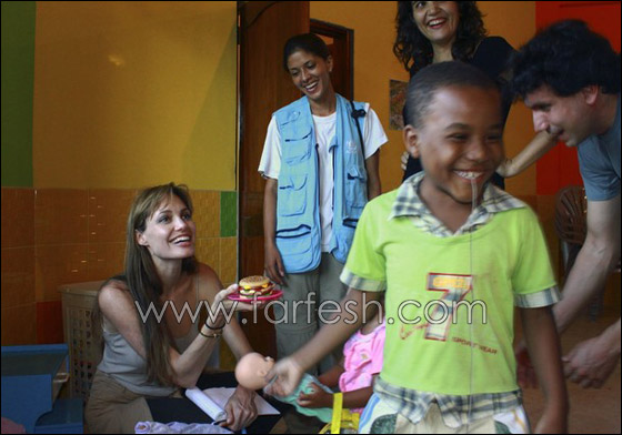 هجوما عنيفا على أنجلينا بسبب كليوباترا! صورة رقم 3 هجوما عنيفا على أنجلينا بسبب كليوباترا! صورة رقم 3