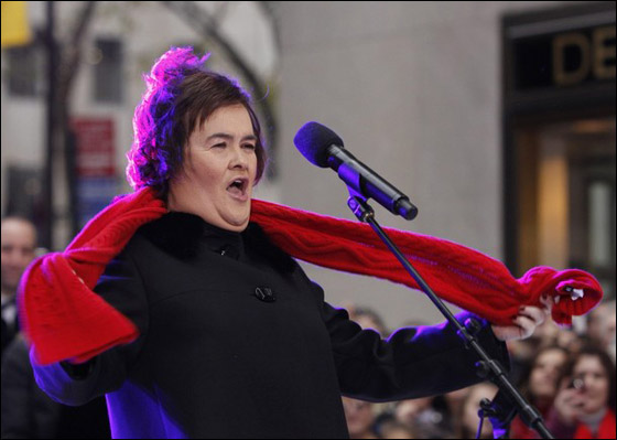 بعد المزحة.. سوزان بويل تستعد للغناء أمام البابا!!  صورة رقم 16