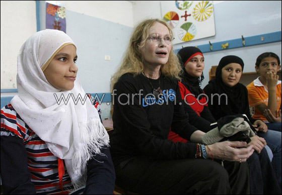 الممثلة العالمية مايا فارو في رام الله  صورة رقم 7