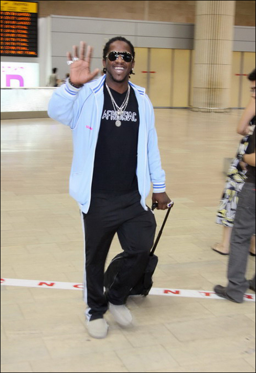 المغني العالمي ريوRIO : متحمس جدا للغناء في الناصرة صورة رقم 8 المغني العالمي ريوRIO : متحمس جدا للغناء في الناصرة صورة رقم 8