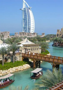 وأخيراً ابو ظبي تسدد ديون دبي اليوم صورة رقم 1