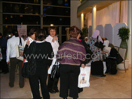 عيادات رعاية الام والطفل تشارك في مؤتمر 