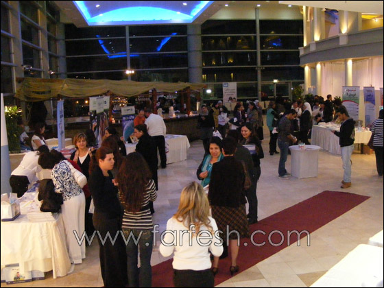 عيادات رعاية الام والطفل تشارك في مؤتمر 