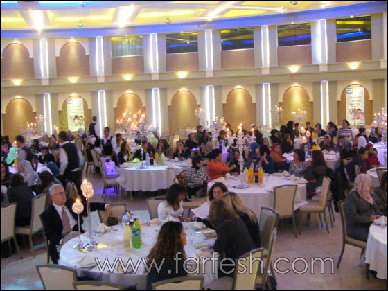 عيادات رعاية الام والطفل تشارك في مؤتمر 