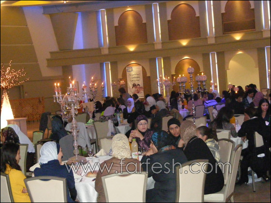 عيادات رعاية الام والطفل تشارك في مؤتمر 