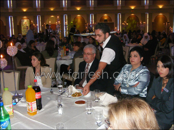 عيادات رعاية الام والطفل تشارك في مؤتمر 