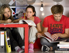 الصرعة الجديدة وسط الطلاب.. أكثر من 70 ألف أنزلوا المسابقة في الفيسبوك صورة رقم 1