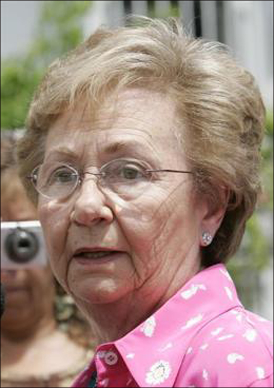 أخت فيدل كاسترو الصغرى عميلة للـ CIA        صورة رقم 2