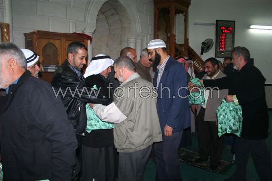 الحركة الإسلامية في رهط تكرم واعظي وخطباء مساجد المدينة        صورة رقم 2