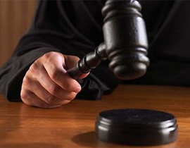 توفيا خنقاّ من كانون الفحم والمحكمة تعتبرهما ضحايا حرب  صورة رقم 1