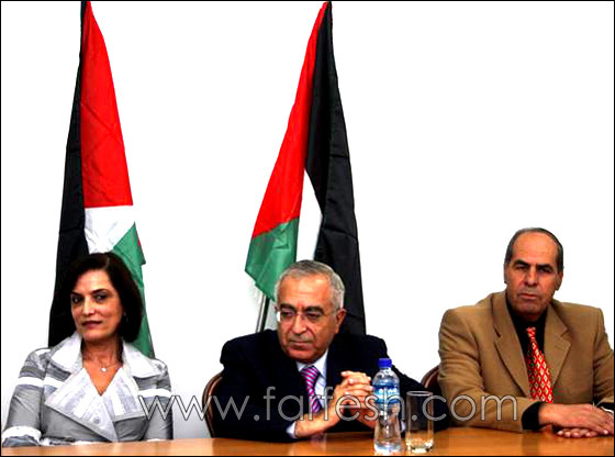 بيت جالا تضيء شجرة الميلاد  صورة رقم 2