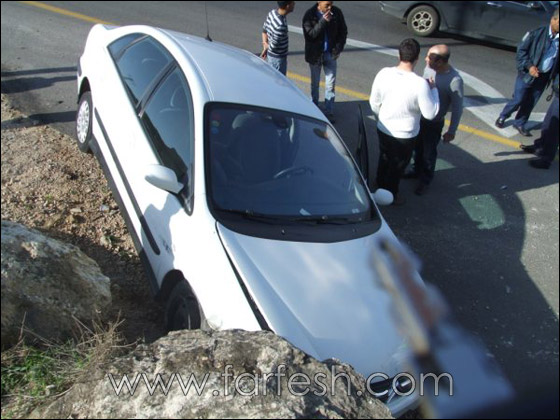 إصابة شابة بجروح متوسطة بحادث طرق !  صورة رقم 6