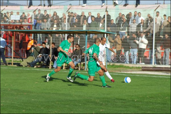 إصابات والغاز المسيل للدموع في ملعب كفركنا   صورة رقم 2