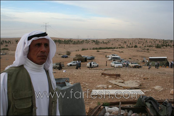 المجلس الإقليمي يبني خياما لسكان قرية طويل أبو جرول صورة رقم 18