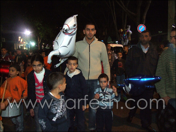 مسيرات احتفالية في الناصرة بمناسبة الأضحى المبارك صورة رقم 16 مسيرات احتفالية في الناصرة بمناسبة الأضحى المبارك صورة رقم 16