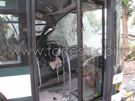 20 جريحا في تصادم بين حافلتين في الناصرة  صورة رقم 10