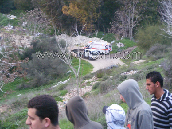 انقلاب سيارة إلى واد سحيق في الناصرة وإصابة زوجين  صورة رقم 20