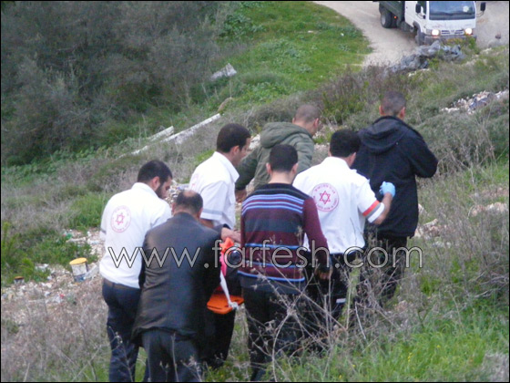 انقلاب سيارة إلى واد سحيق في الناصرة وإصابة زوجين  صورة رقم 14