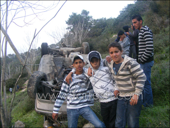 انقلاب سيارة إلى واد سحيق في الناصرة وإصابة زوجين  صورة رقم 21