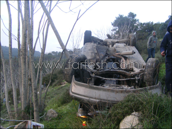 انقلاب سيارة إلى واد سحيق في الناصرة وإصابة زوجين  صورة رقم 19