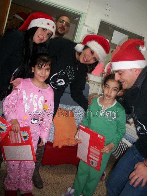 الناصرة: جامعيون ينشرون بهجة الاعياد على وجوه أطفال ومسنين في المستشفيات  صورة رقم 12