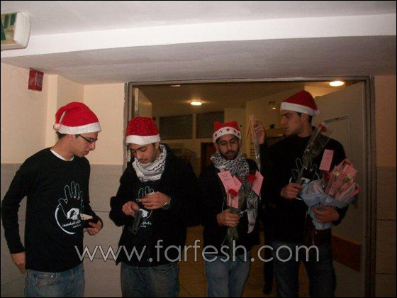 الناصرة: جامعيون ينشرون بهجة الاعياد على وجوه أطفال ومسنين في المستشفيات  صورة رقم 11