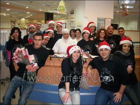 الناصرة: جامعيون ينشرون بهجة الاعياد على وجوه أطفال ومسنين في المستشفيات  صورة رقم 2