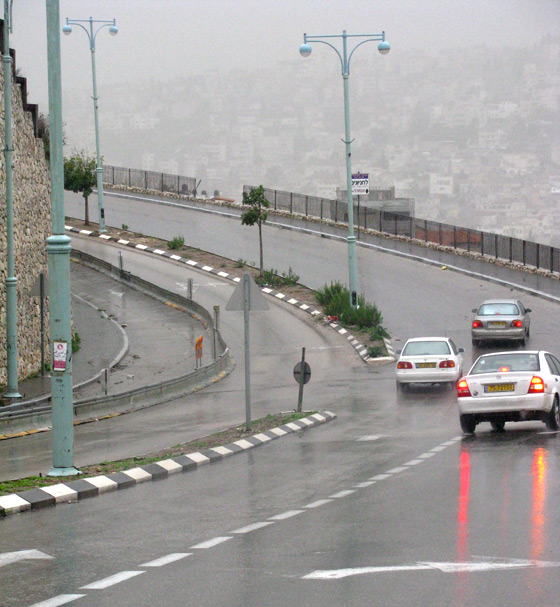 بدأ العمل على دوار المحاكم في الناصرة  صورة رقم 2