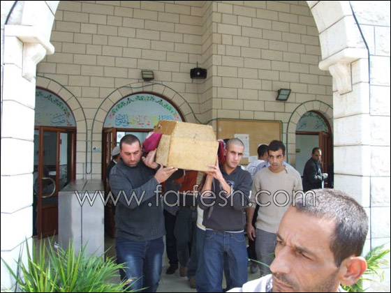 تشييع جثمان المرحوم أحمد نسيم من الناصرة صورة رقم 6 تشييع جثمان المرحوم أحمد نسيم من الناصرة صورة رقم 6