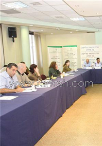 الحكومة تعمق الفجوات بين اليهود والعرب  صورة رقم 5