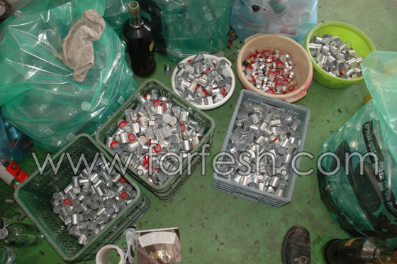 اكتشاف مختبر لتزوير الويسكي الفاخر في الطيبة     صورة رقم 4