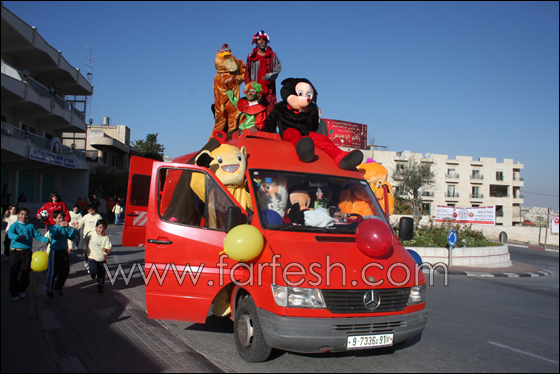 بيت لحم: انطلاق مسيرة اطفال بلا حدود للوحدة والسلام صورة رقم 8 بيت لحم: انطلاق مسيرة اطفال بلا حدود للوحدة والسلام صورة رقم 8