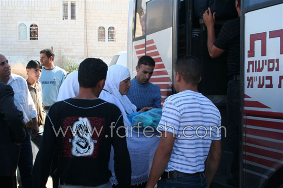 أهالي عرعرة النقب يستقبلون حجاج بيت الله الحرام   صورة رقم 9