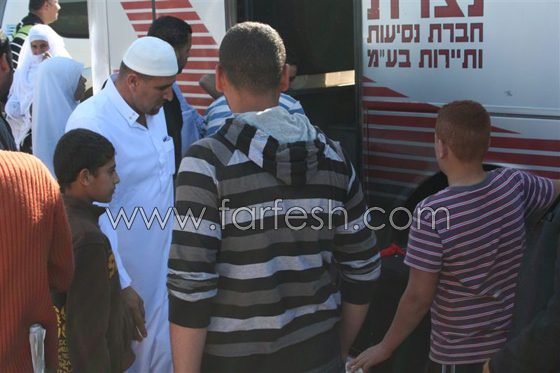 أهالي عرعرة النقب يستقبلون حجاج بيت الله الحرام   صورة رقم 17