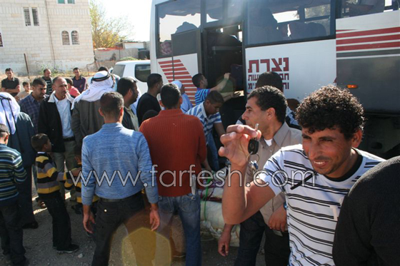 أهالي عرعرة النقب يستقبلون حجاج بيت الله الحرام   صورة رقم 16