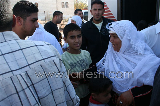 أهالي عرعرة النقب يستقبلون حجاج بيت الله الحرام   صورة رقم 33