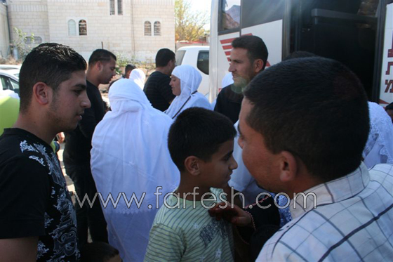 أهالي عرعرة النقب يستقبلون حجاج بيت الله الحرام   صورة رقم 32