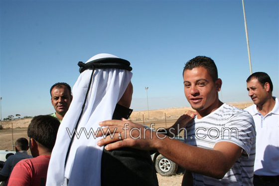 أهالي عرعرة النقب يستقبلون حجاج بيت الله الحرام   صورة رقم 44