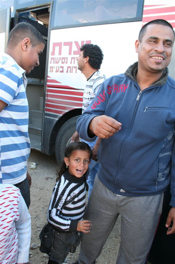 أهالي عرعرة النقب يستقبلون حجاج بيت الله الحرام   صورة رقم 55