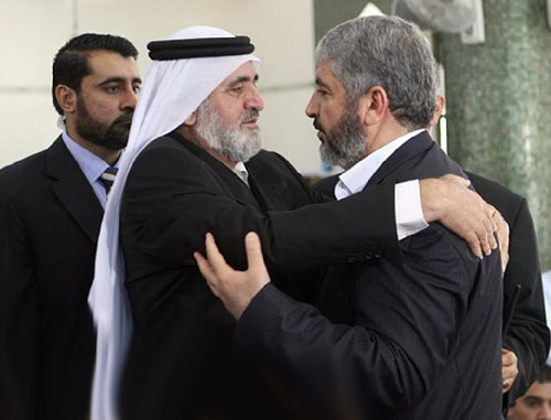 خالد مشعل يودع والده وسط آلاف الاردنيين!!        صورة رقم 3