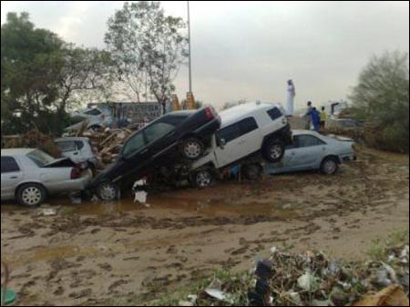 إرتفاع ضحايا الفيضانات في السعودية الى 103 قتيل صورة رقم 3