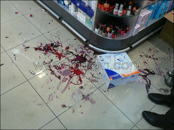 محاولة فاشلة لاقتحام سوبر فارم شفاعمرو بواسطة سيارة صورة رقم 1 محاولة فاشلة لاقتحام سوبر فارم شفاعمرو بواسطة سيارة صورة رقم 1